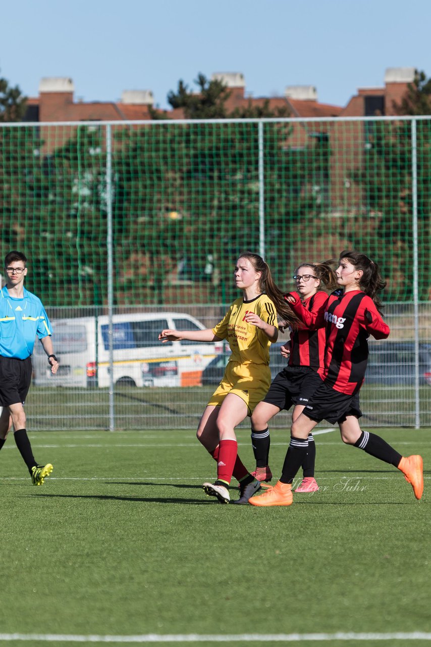 Bild 159 - B-Juniorinnen SG Weststeinburg/Bei - SV Fisia 03 : Ergebnis: 1:2